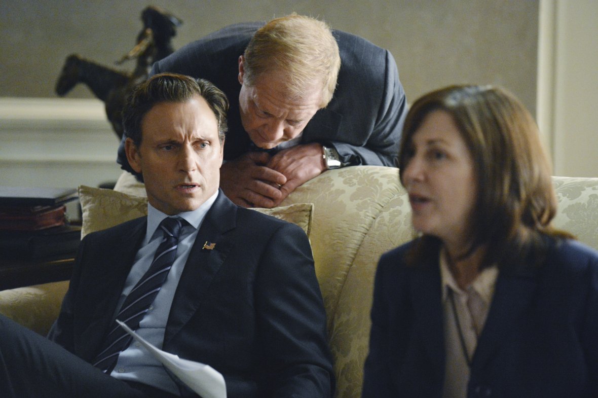 Scandal 301 "It's Handled" Official Pics