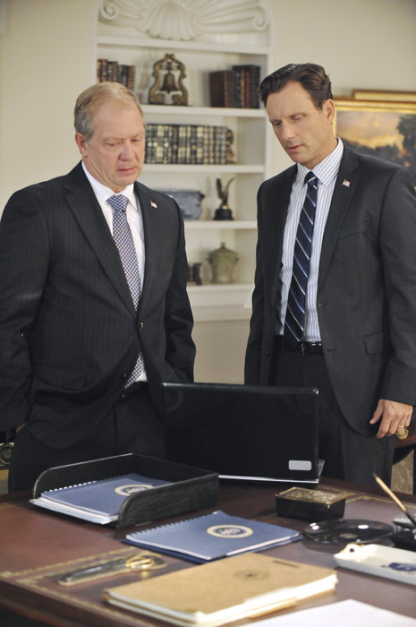 Scandal 105 "Crash and Burn"