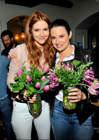 jean-stories-dinner-4805-578212D71C121D3A4E37D8FCB9454B94292_141458302795.jpg_carousel_parties