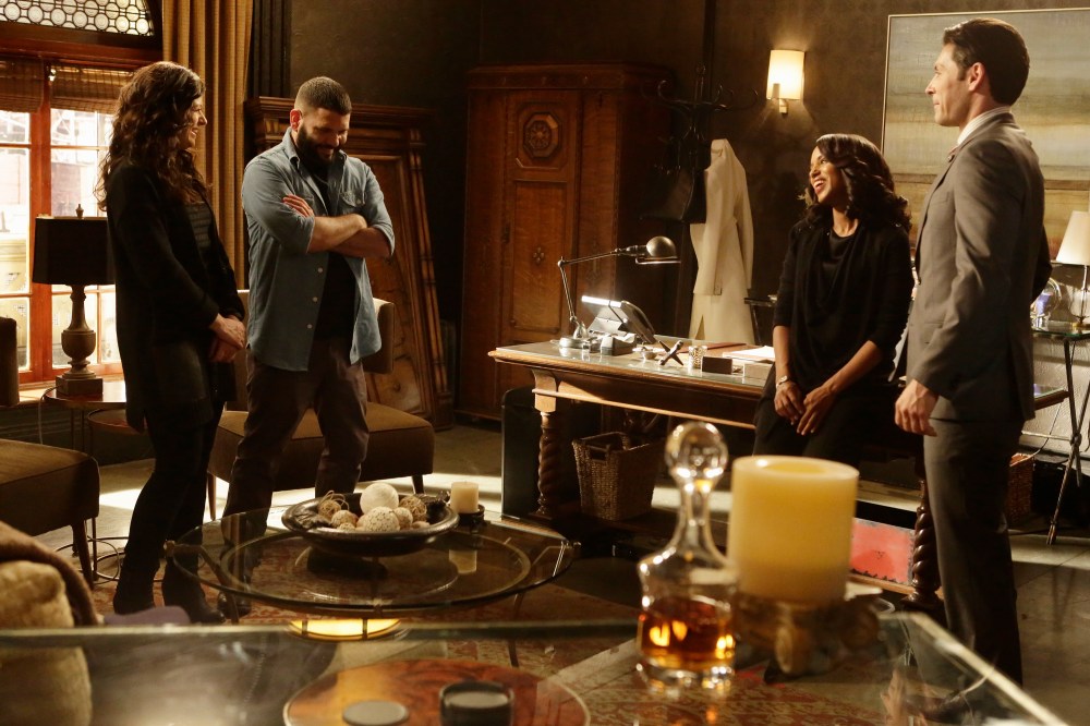 KATIE LOWES, GUILLERMO DIAZ, KERRY WASHINGTON, JORDAN BELFI