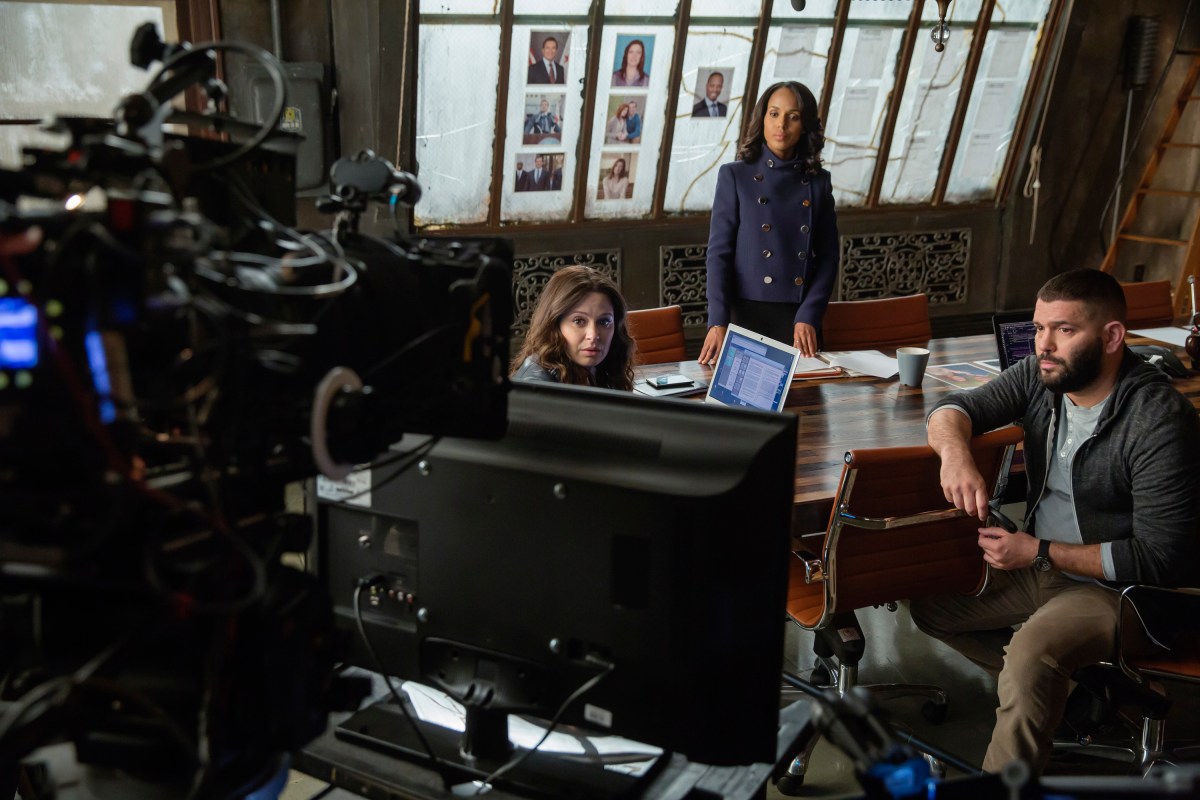 KATIE LOWES, KERRY WASHINGTON, GUILLERMO DIAZ