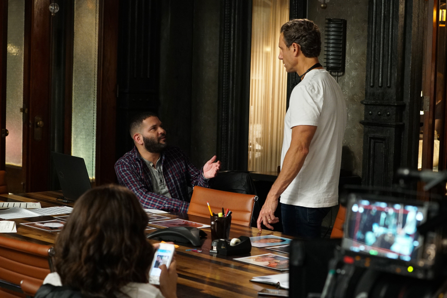 SCANDAL - "Yes" -- The Pope and Associates team dives into a new case that takes Olivia out of D.C. and away from the President. Meanwhile, back at the White House, Fitz is determined to find who's responsible for causing the latest turn of events, and Abby receives unexpected guidance from a master of damage control as she struggles to catch a break, on "Scandal," THURSDAY OCTOBER 1 (9:00--10:00 p.m., ET) on the ABC Television Network. (ABC/Eric McCandless) GUILLERMO DIAZ, TONY GOLDWYN (DIRECTOR)